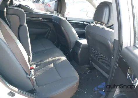 2011 Kia Sorento Lx из США, поврежденный, VIN 5XYKTDA1XBG005167